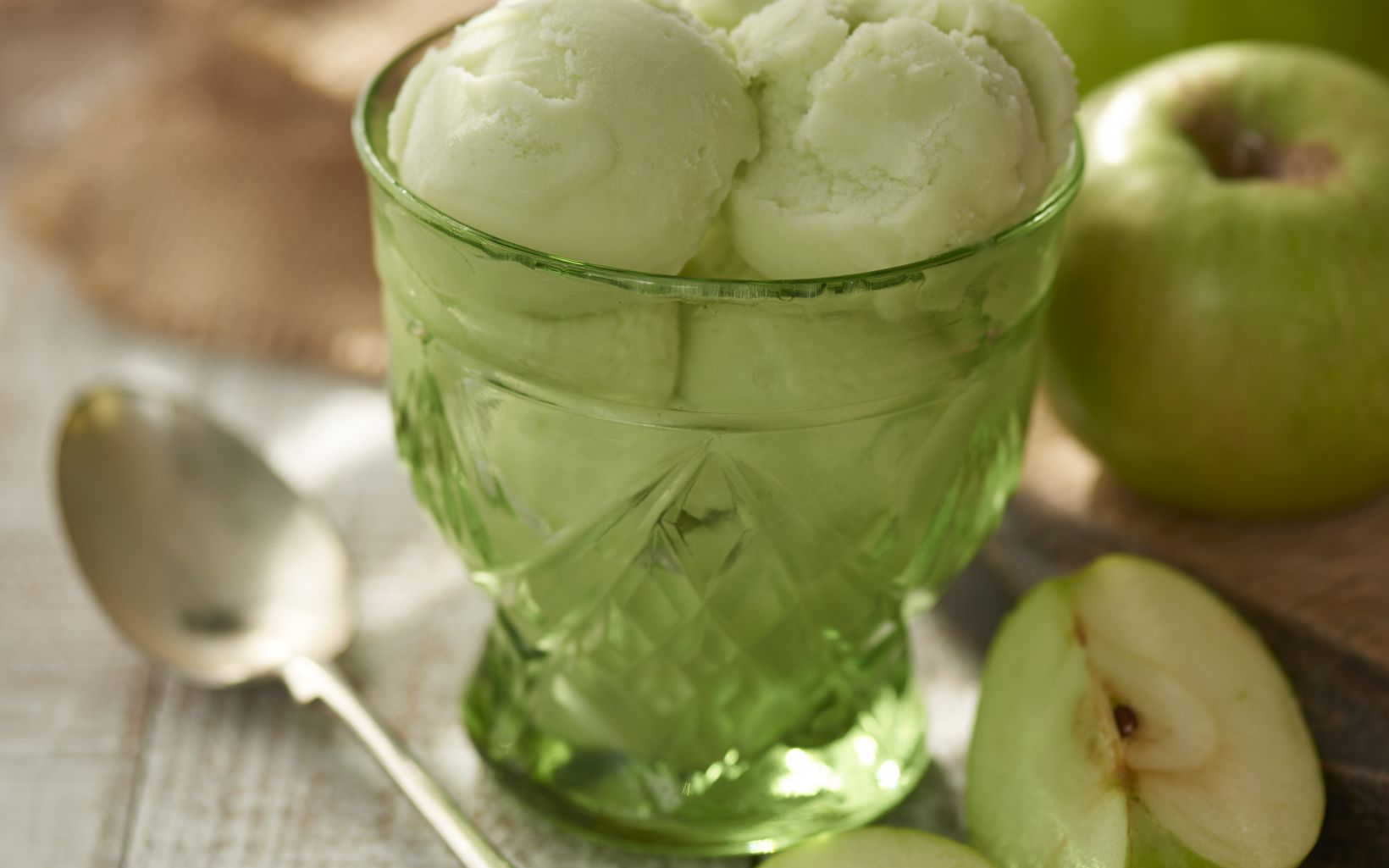Holdsworth Foods › Thaymar Natural Green Apple Sorbet