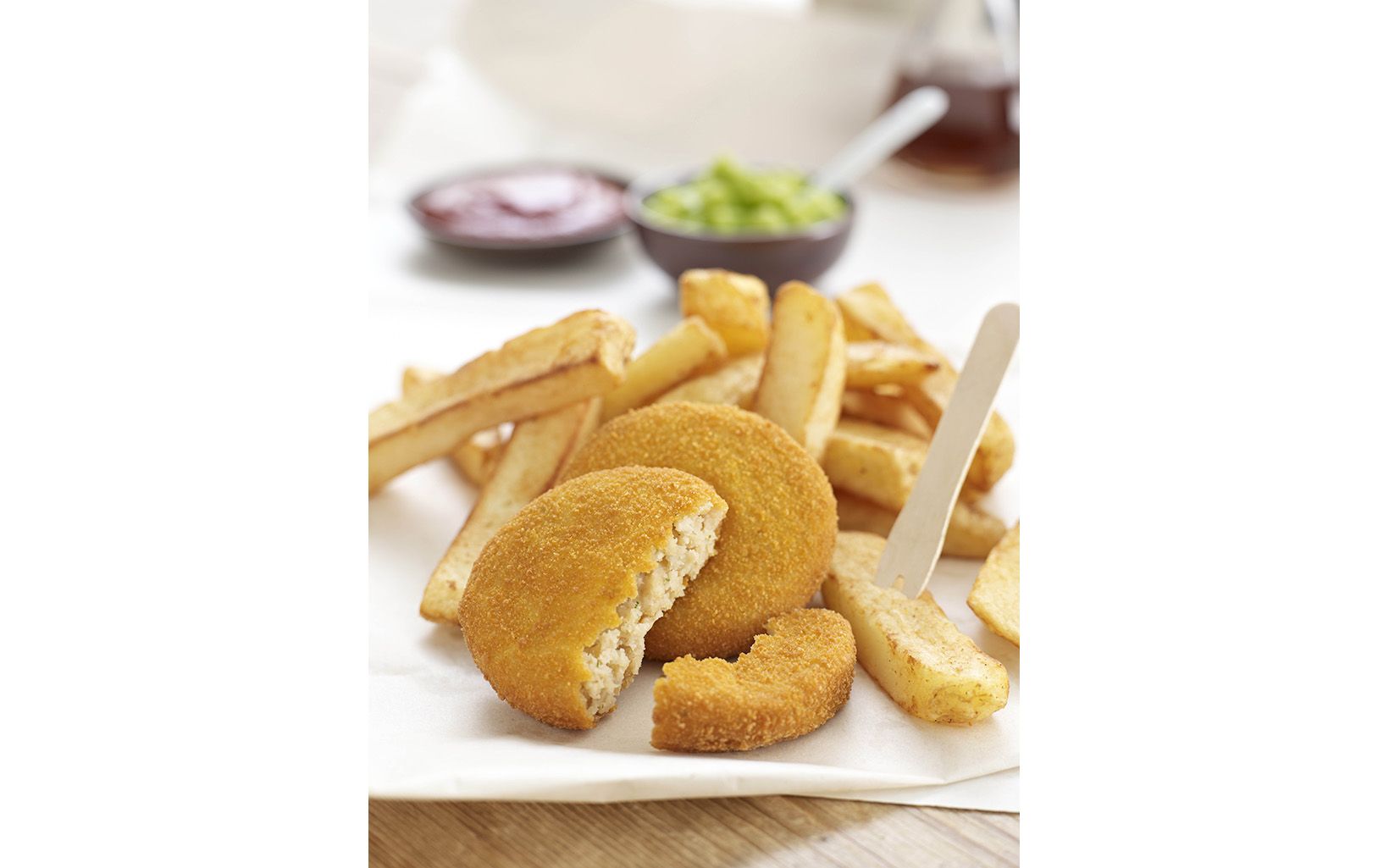 34617 34413 Young S Breaded Salmon Fish Cakes 60 X50g Res1 Sept 20