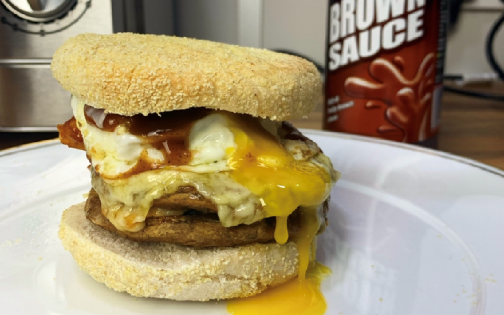 27882 Brown Sauce Burger
