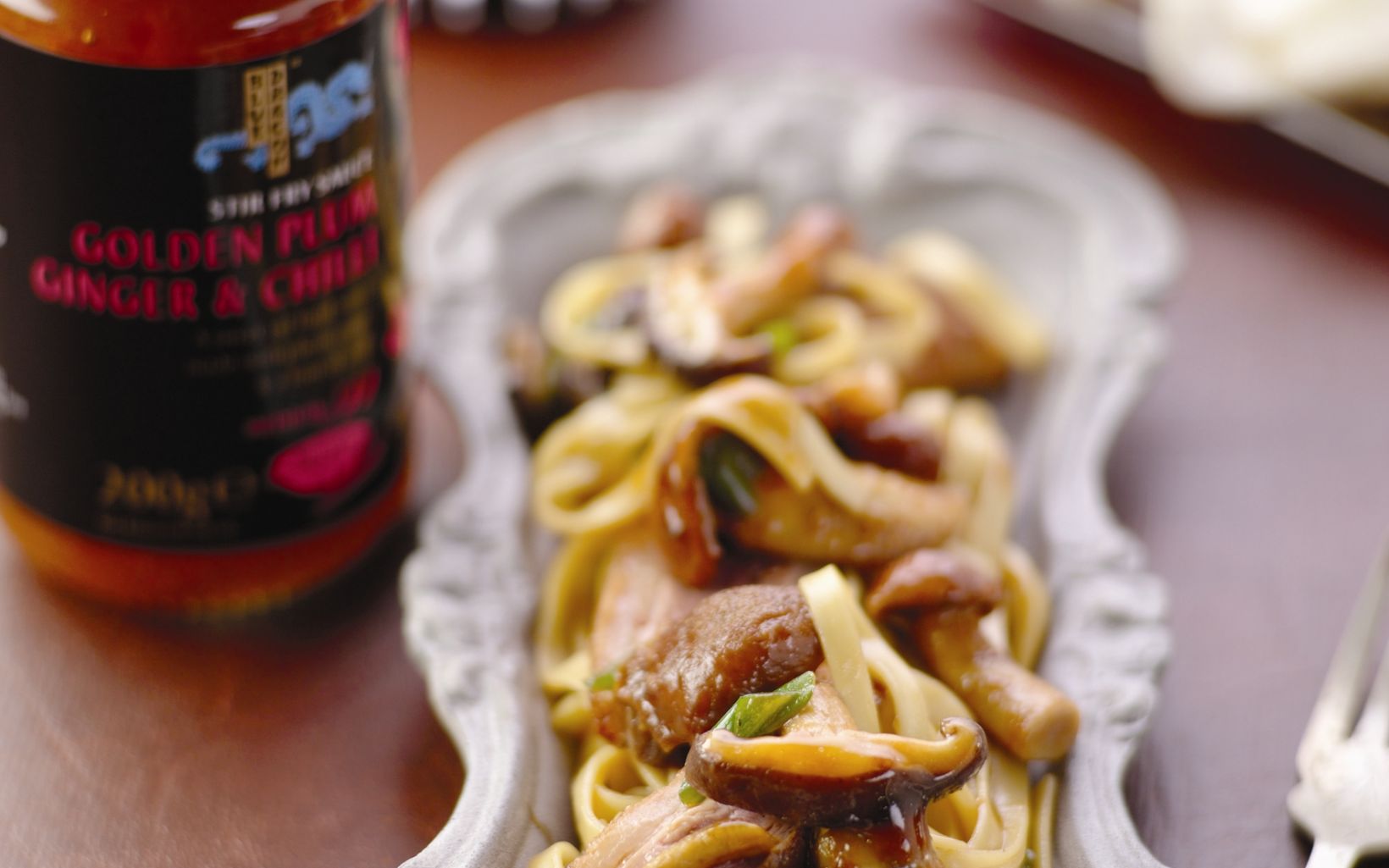 Holdsworth Foods › Plum Sauce Blue Dragon