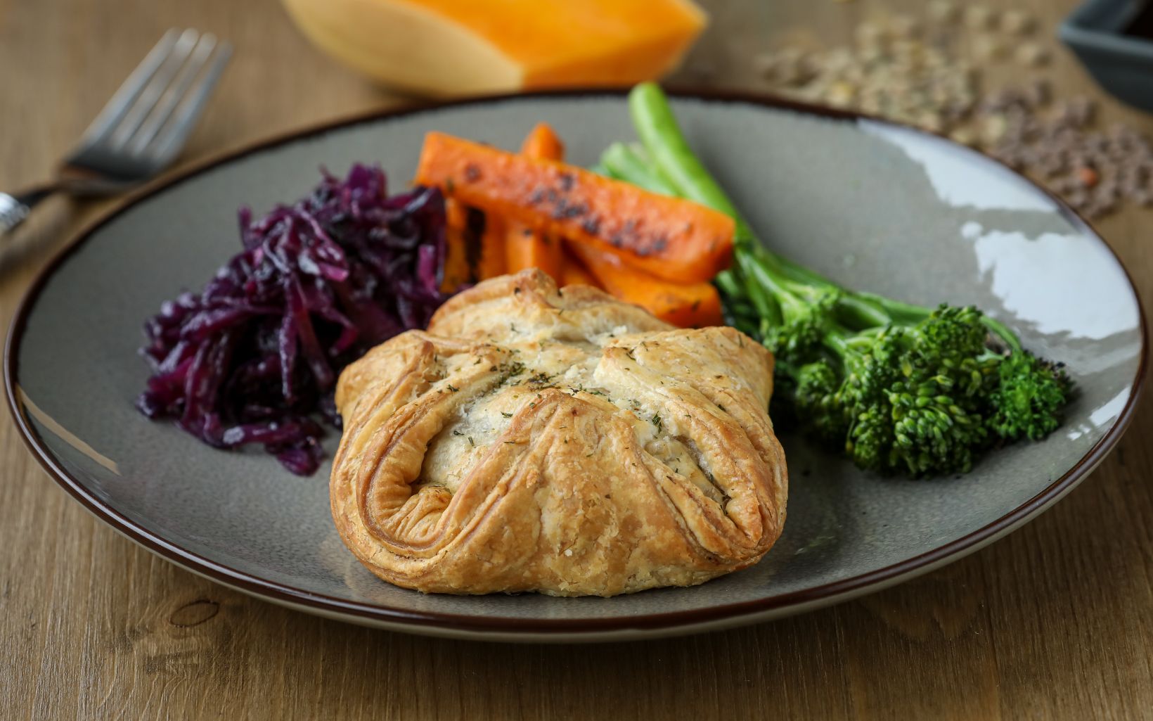 88154 Butternut Squash Lentil Almond Wellington Jul23 Jpg